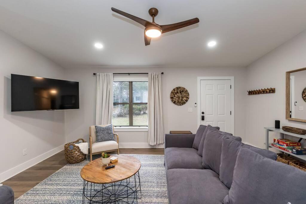 Island Joy - Newly Renovated/Walk To The Beach! Oak Island Exteriér fotografie