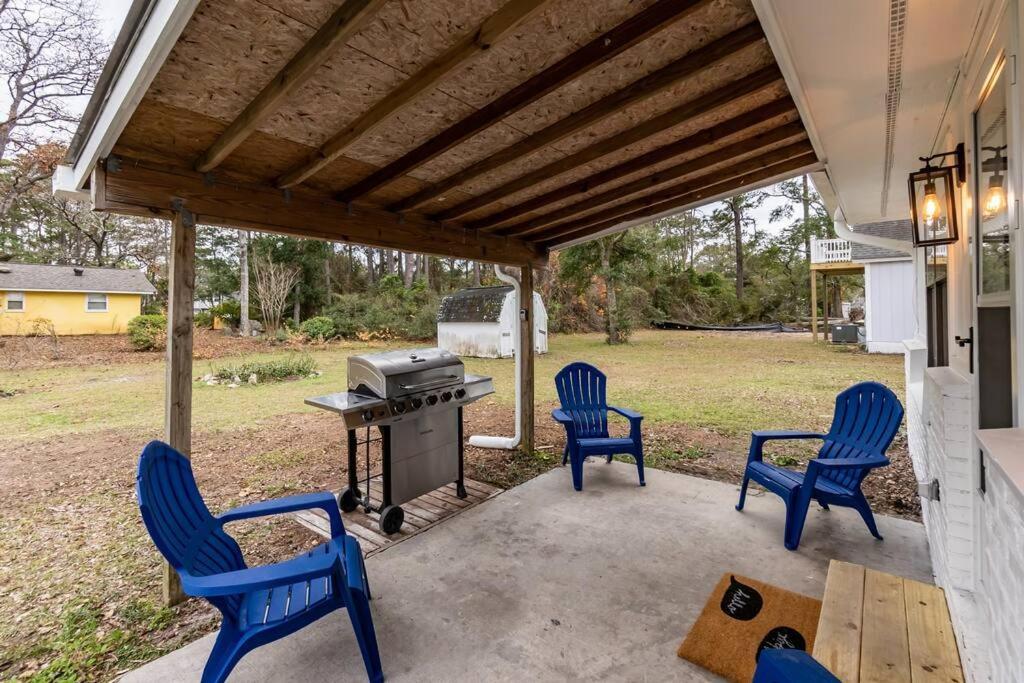 Island Joy - Newly Renovated/Walk To The Beach! Oak Island Exteriér fotografie
